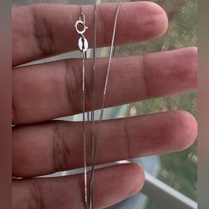 10kt White Gold Box Chain - 18"